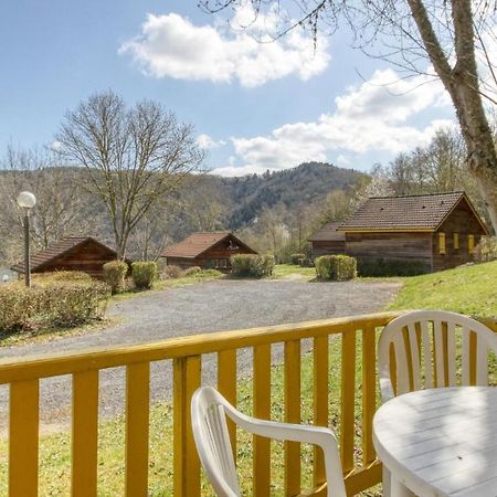 Vacancéole - Les Chalets de la Chazotte Saint-Jacques-dʼAmbur Exterior foto