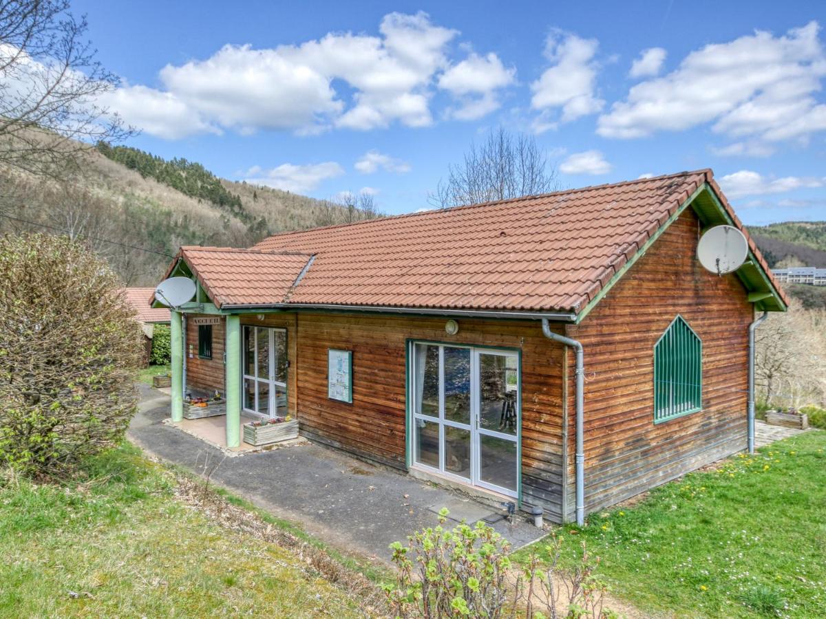 Vacancéole - Les Chalets de la Chazotte Saint-Jacques-dʼAmbur Exterior foto