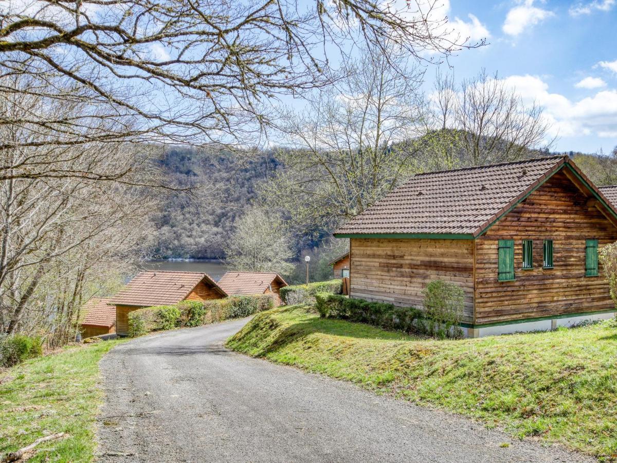 Vacancéole - Les Chalets de la Chazotte Saint-Jacques-dʼAmbur Exterior foto