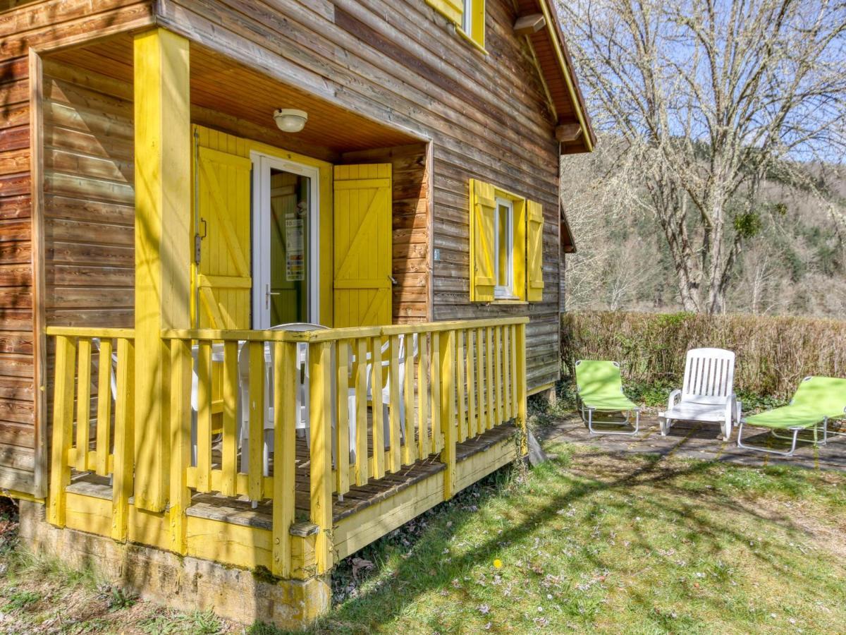 Vacancéole - Les Chalets de la Chazotte Saint-Jacques-dʼAmbur Exterior foto