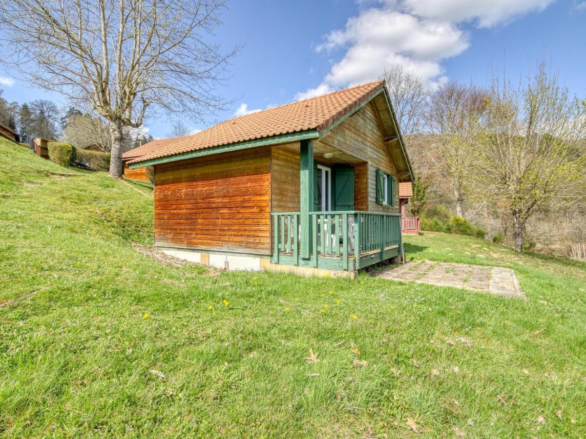 Vacancéole - Les Chalets de la Chazotte Saint-Jacques-dʼAmbur Exterior foto